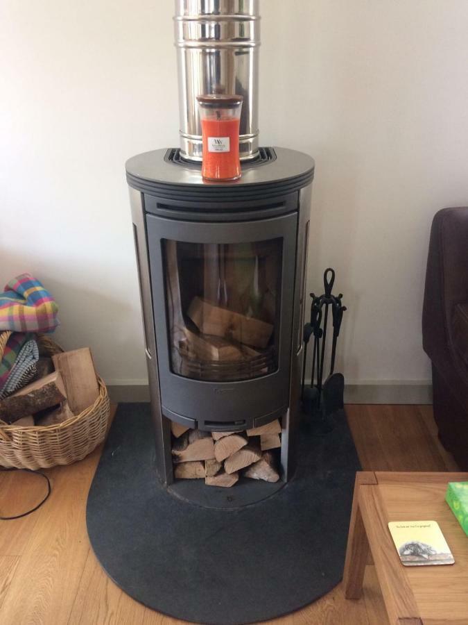 Woodstore ويلْزْ المظهر الخارجي الصورة